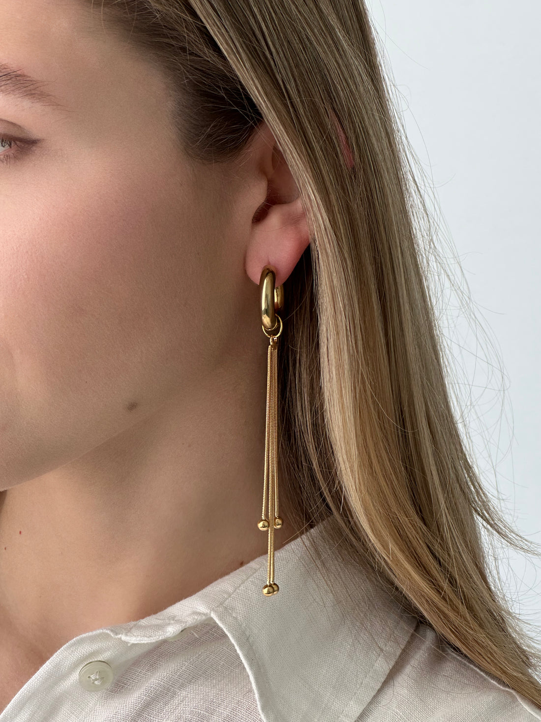 Золотий підвіс з кульками